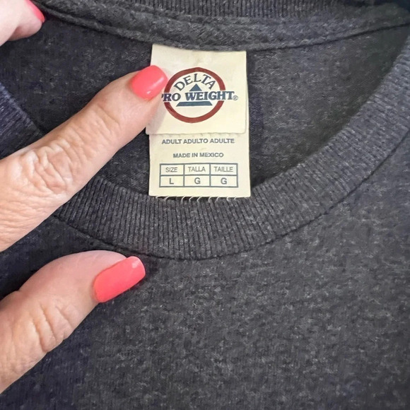 Men’s Hunter Graphic T-shirt. Size Large. Navy/Red - Picture 2 of 3